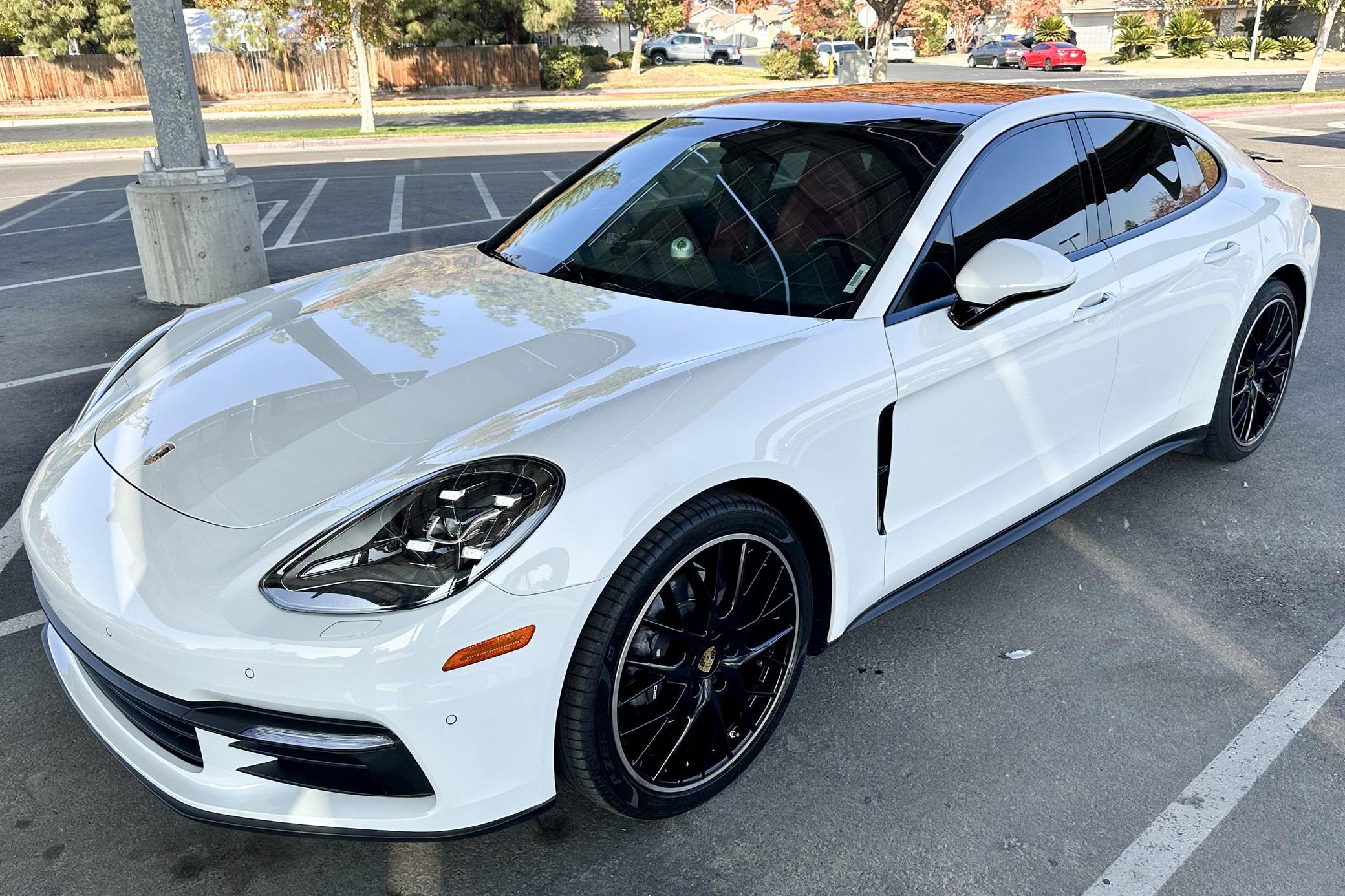 2017 Porsche Panamera WP0AA2A76HL100560 Hagerty Valuation Tools